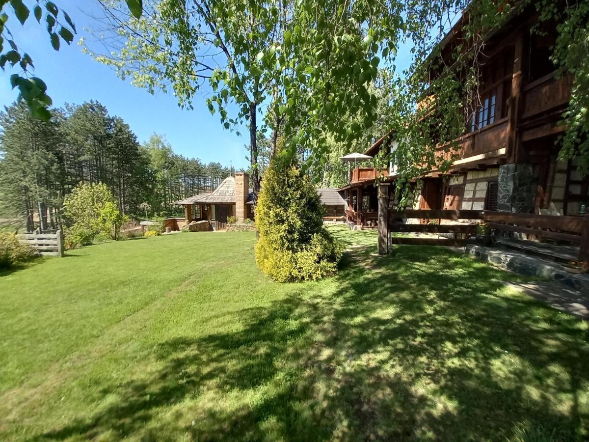 Apartments Carevo Polje Ζλάτιμπορ Εξωτερικό φωτογραφία