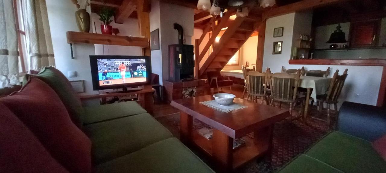 Apartments Carevo Polje Ζλάτιμπορ Εξωτερικό φωτογραφία
